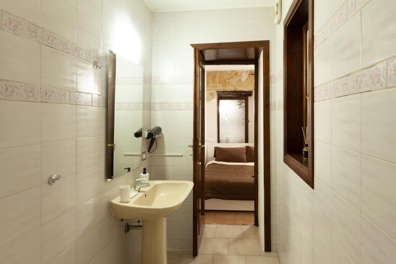 Centro Storico CagliariCasa Tipica Sardaアパートメント エクステリア 写真