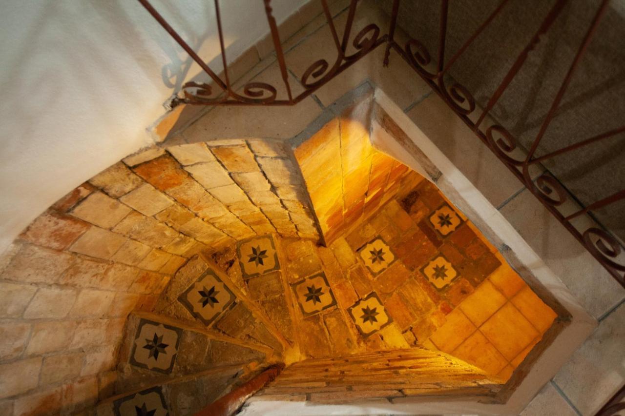 Centro Storico CagliariCasa Tipica Sardaアパートメント エクステリア 写真